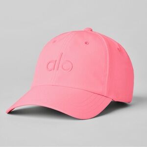 Alo Performance Off-Duty Cap - Neon Bubblegum